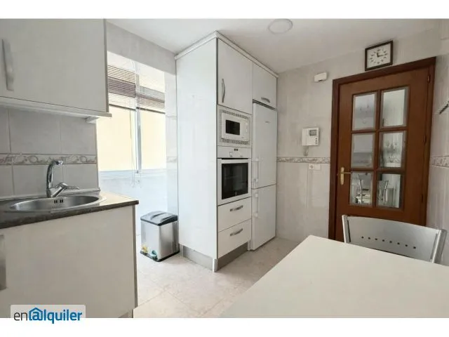Köök - Shared Flat with Modern Decor in Latina