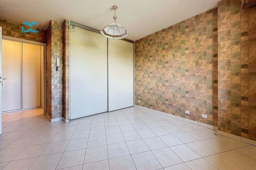 Entrée - Appartement Traversant avec Vue Lac à Thonon-les-Bains