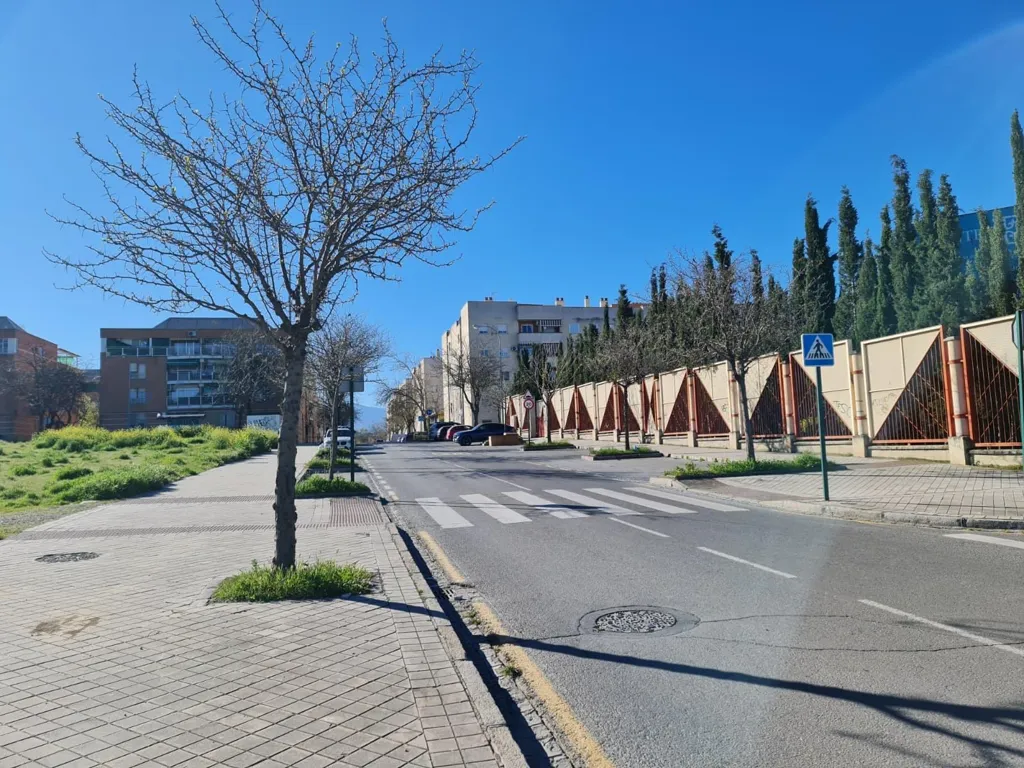 3-toaline korter asukohas Granada Capital