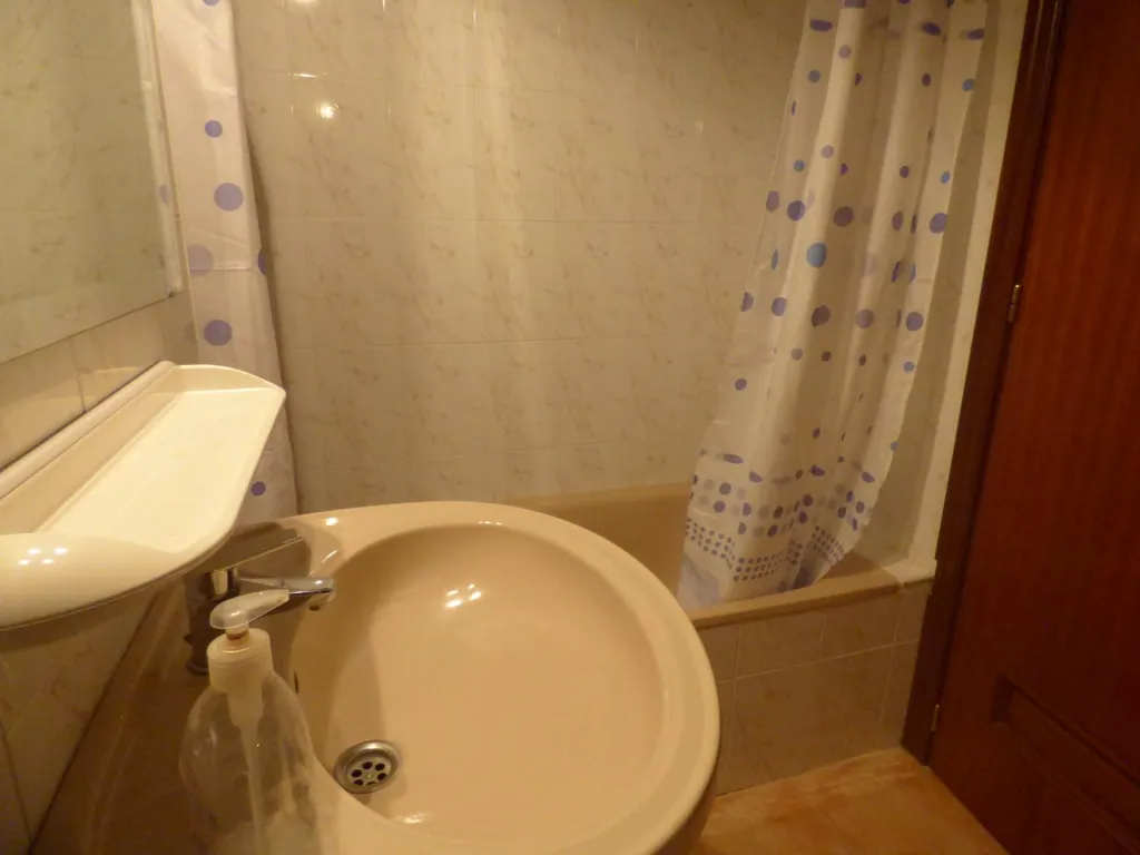 Vannitoad - Spacious Flat with Terrace in Torre del Mar