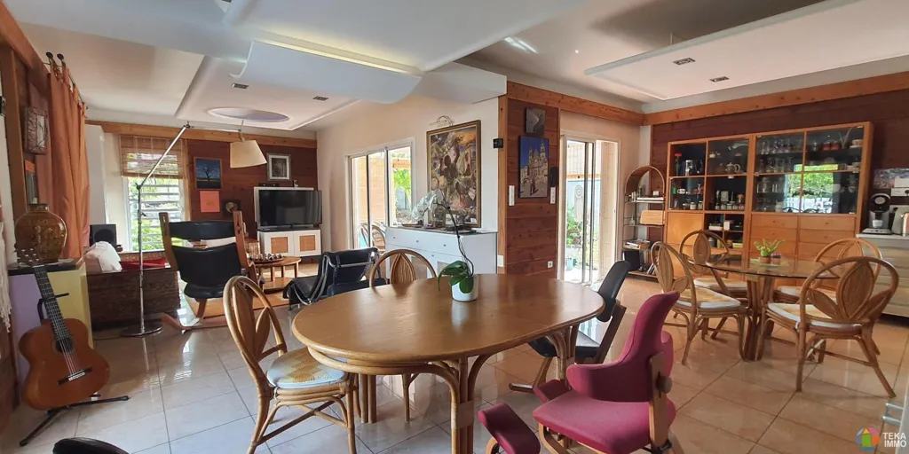 Sala da pranzo - Villa with Pool in Saint André, Réunion
