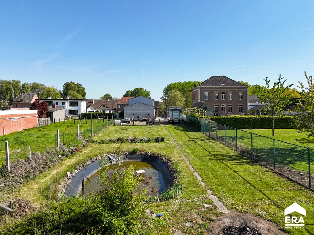 Jardin - Maison Caractéristique avec Hangar à Geetbets