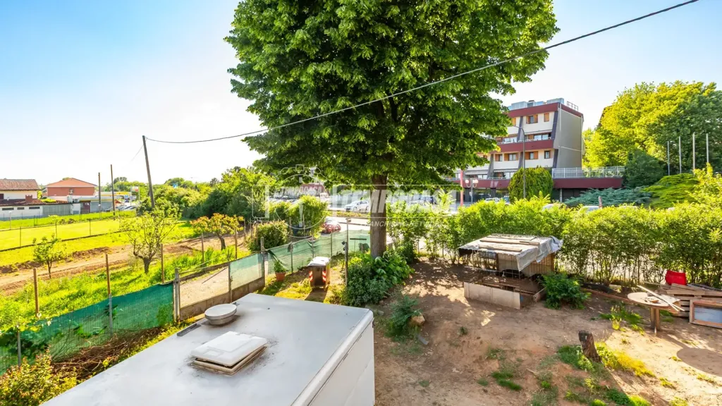Aed - Independent House with Garden in Chieri