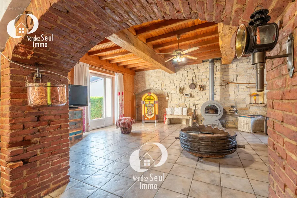 Maison 7 pièces à Pusignan