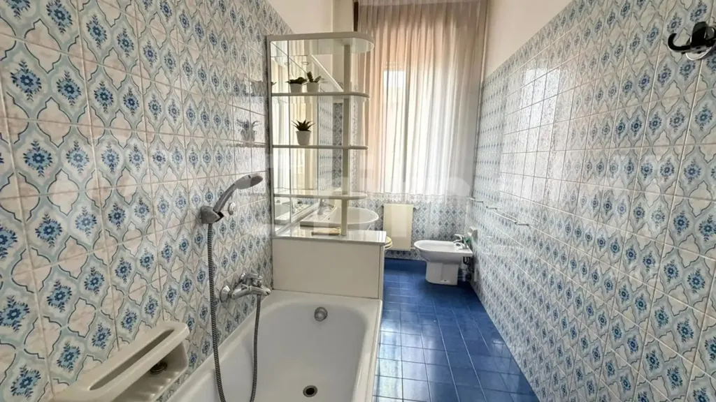Salles de bain - Apartment with Balcony in Piacenza