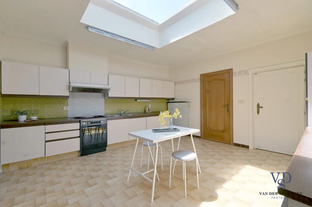 Cuisine - Maison Charmante avec Jardin à Gavere