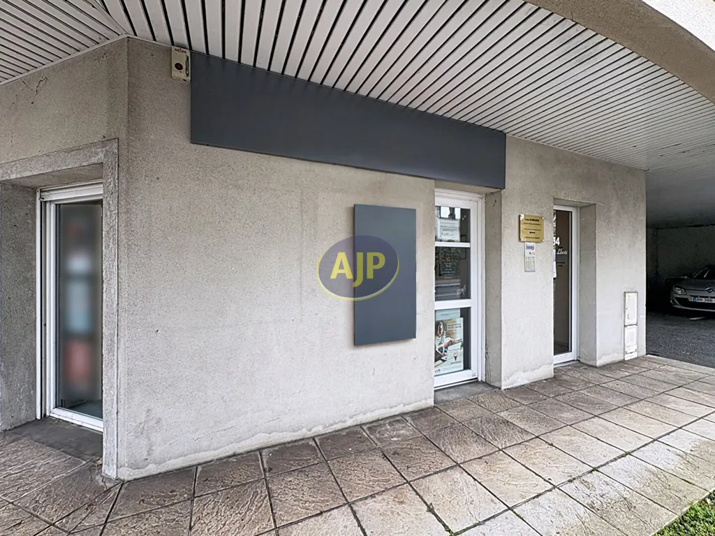 Välivaade - Office Space with Parking in Mérignac
