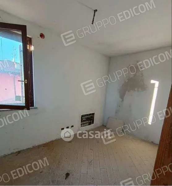 Toad - Villa with Balcony and Terrace in Stroppiana