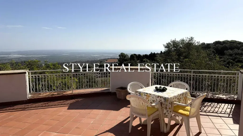 Terrass - Villa with Panoramic View in Noto