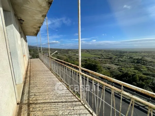 Balcon - Ground Floor Apartment with Garden in Macomer