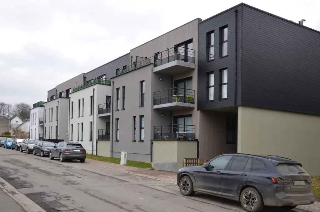 Välivaade - Modern Apartment with Terrace in Libramont