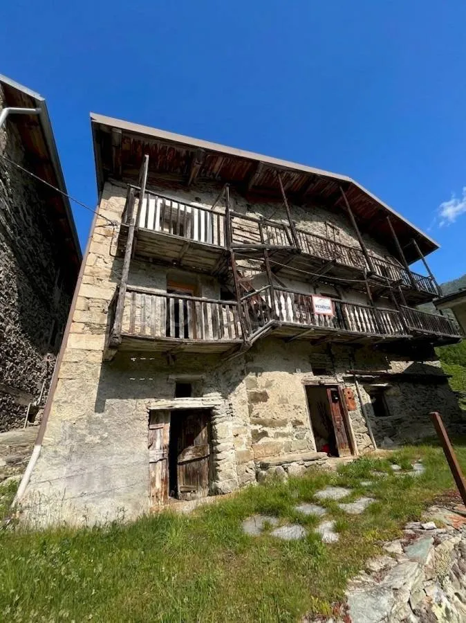 Extérieur - Alpine Baita with Mountain Views in Canosio