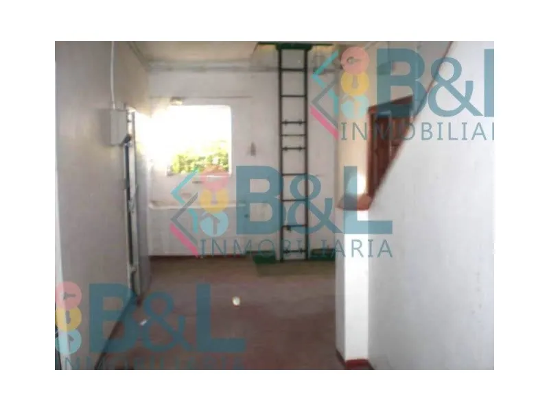 Commercial property in Cala
