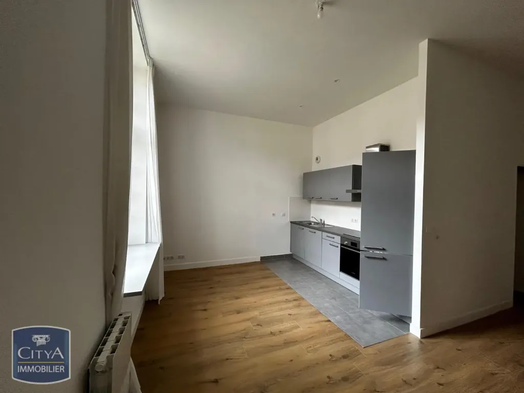 Cuisine - Appartement Récent dans Bâtiment Historique à Compiègne