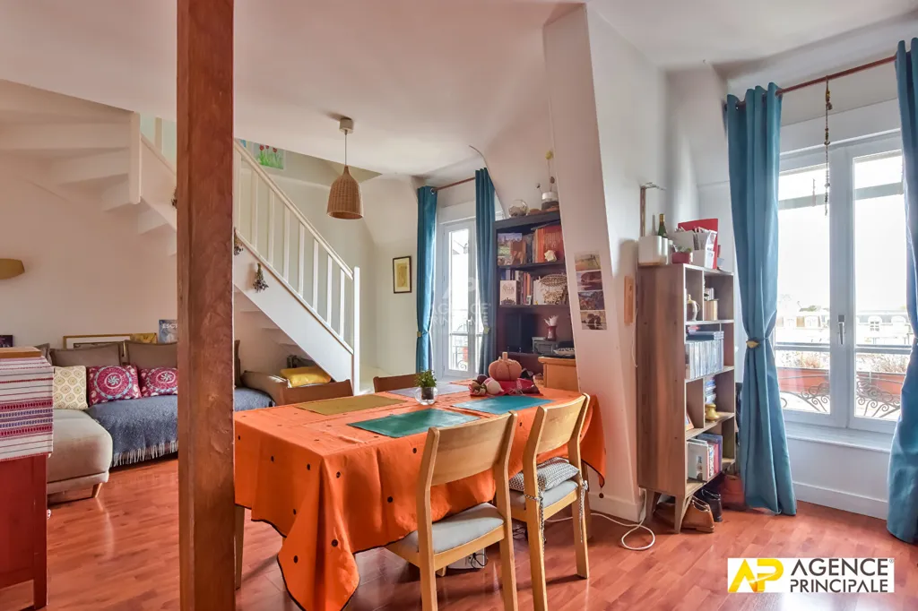 Salle à manger - Duplex avec Vue sur le Parc à Maisons-Laffitte