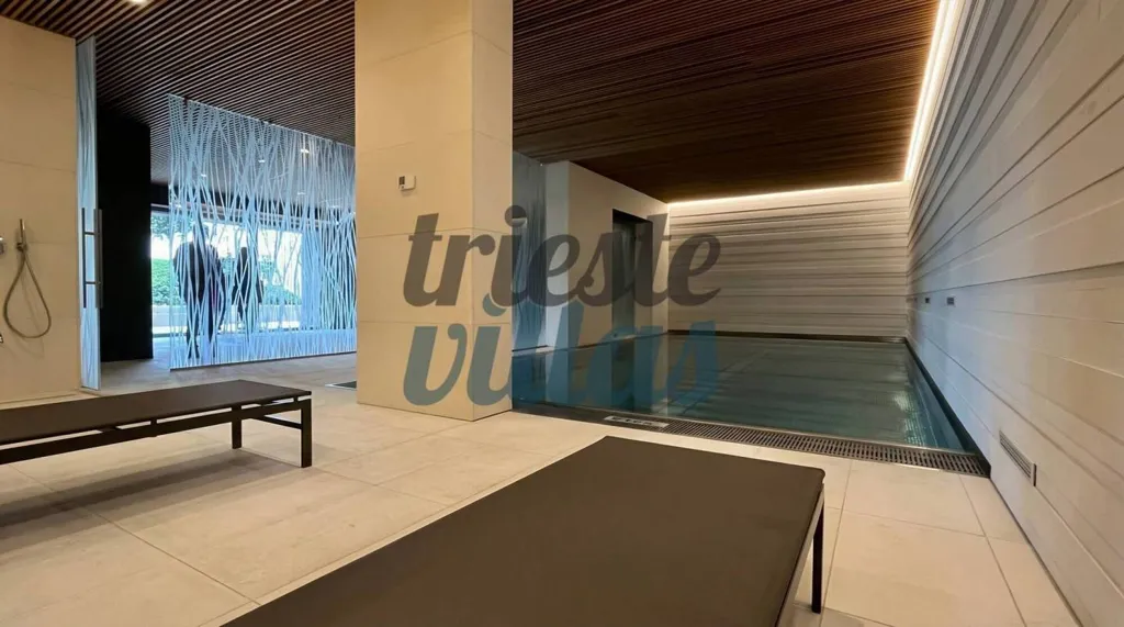 Piscina - Duplex Apartment with Sea View in Trieste