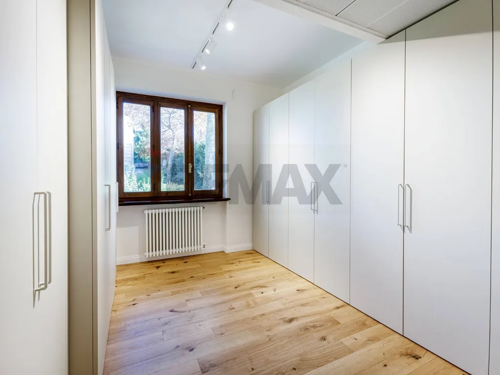 Pièces - Modern Penthouse with Lake View in Verbania