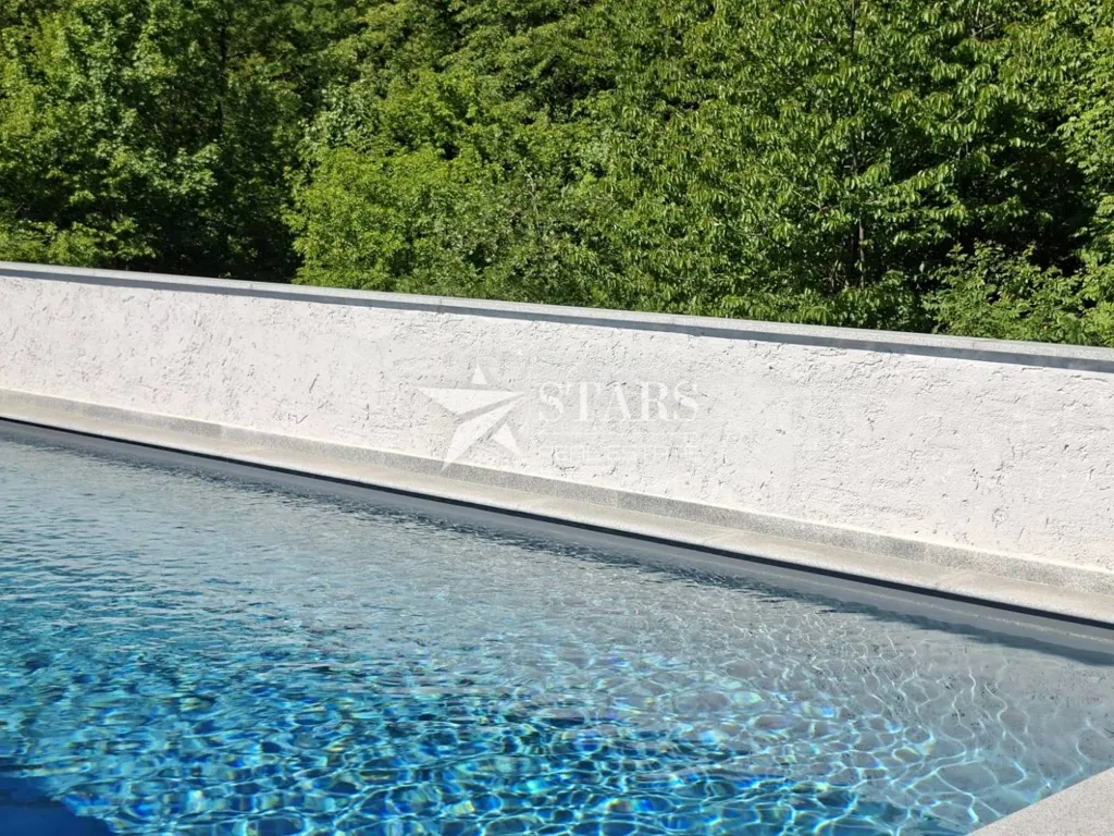 Piscine - Luxury Villa with Pool in Matulji