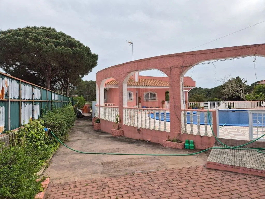 Pool - Luxury House with Pool in Sintra