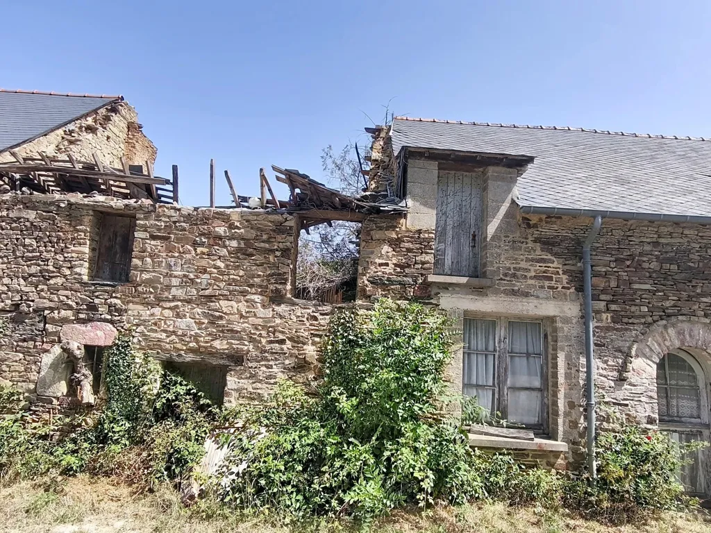 Esterno - Charming Stone Ensemble with Garden near Le Chatelier