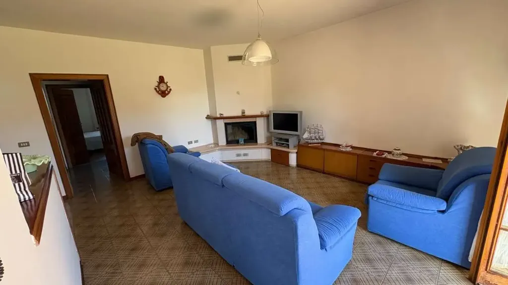 Living Room - Bifamiliar Villa with Private Garden in Formignana