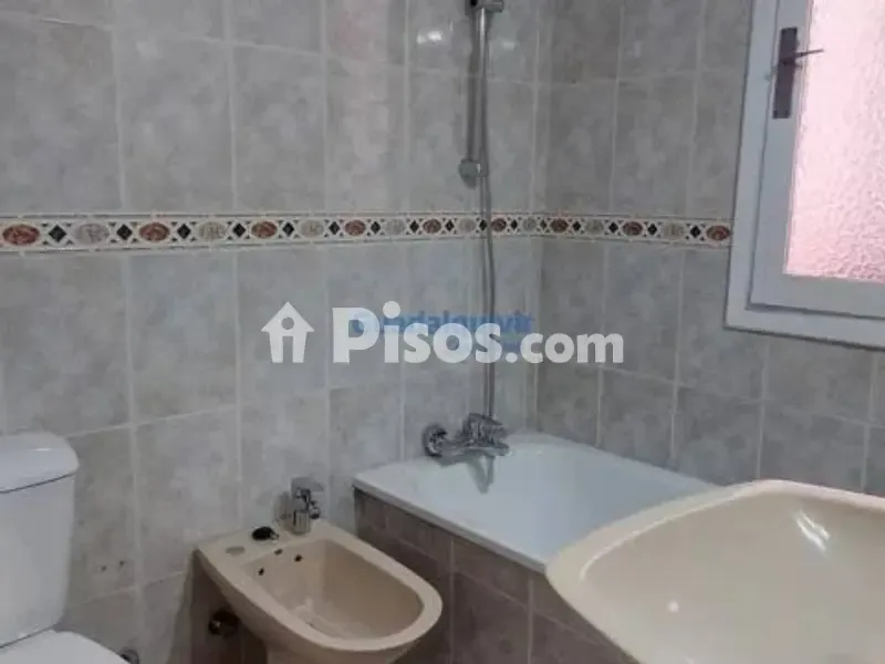 Vannitoad - Spacious Flat with Terrace in Montequinto Centre