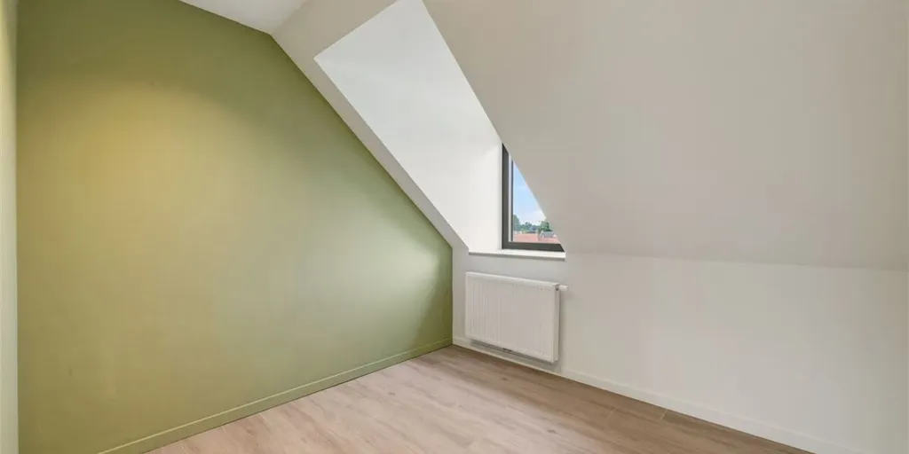 Pièces - Appartement Neoclassique avec Terrasse à Ruddervoorde