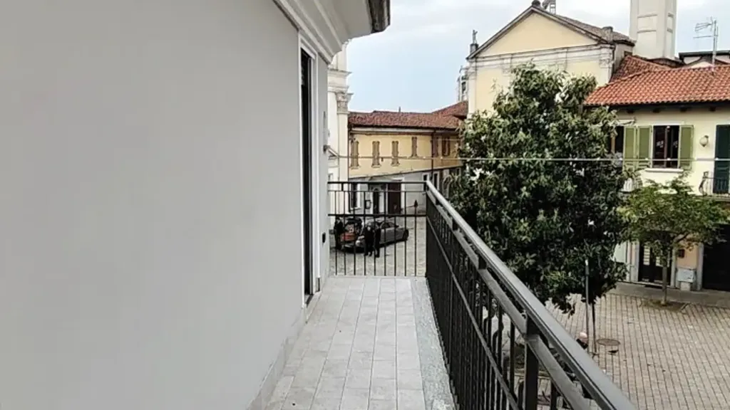Balcon - Rented Flat with Balcony in Settimo Torinese