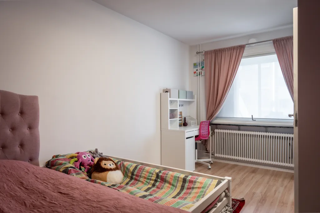 Chambres - Etagelägenhet with Balcony in Borås