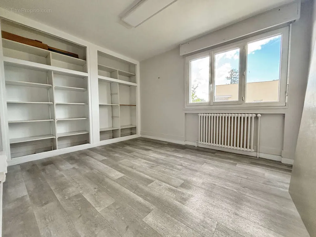 Appartement 4 pièces à La Verpilliere