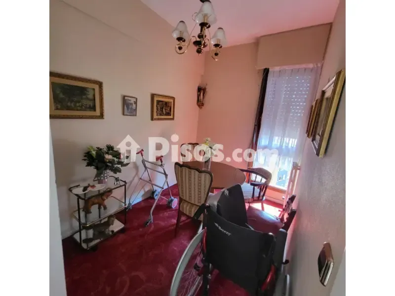 4 magamistoaga korter asukohas ES