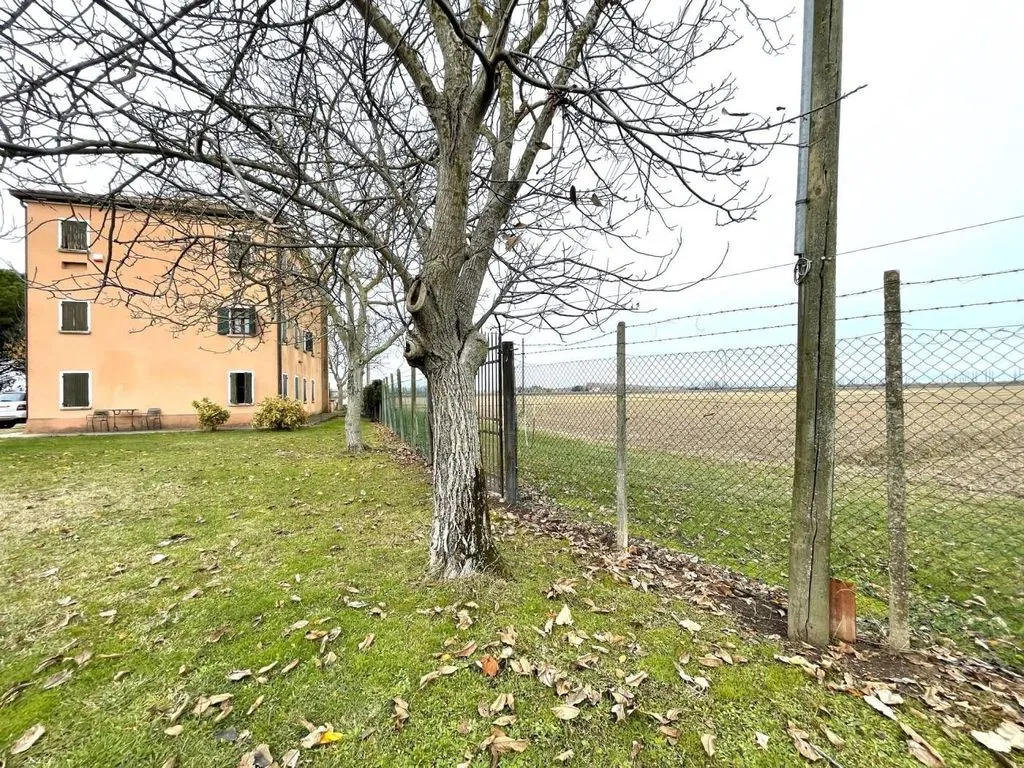 Välivaade - Historic Farmhouse with Pier in Jesolo