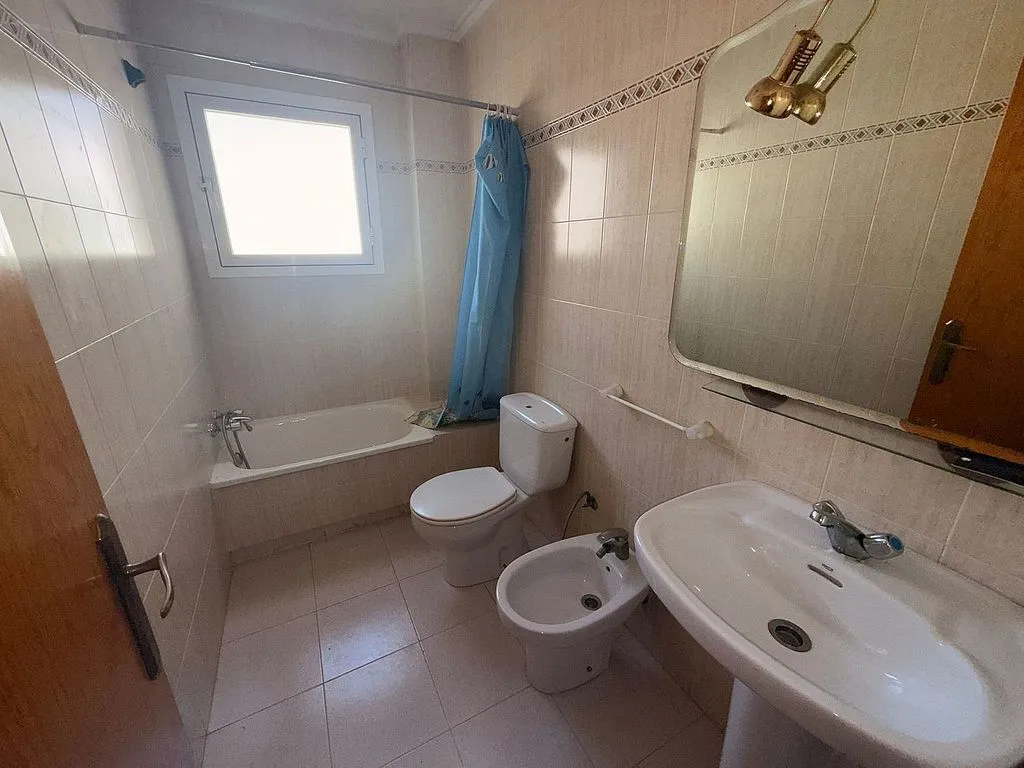 Vannitoad - Spacious Flat with Air Conditioning in Dolores