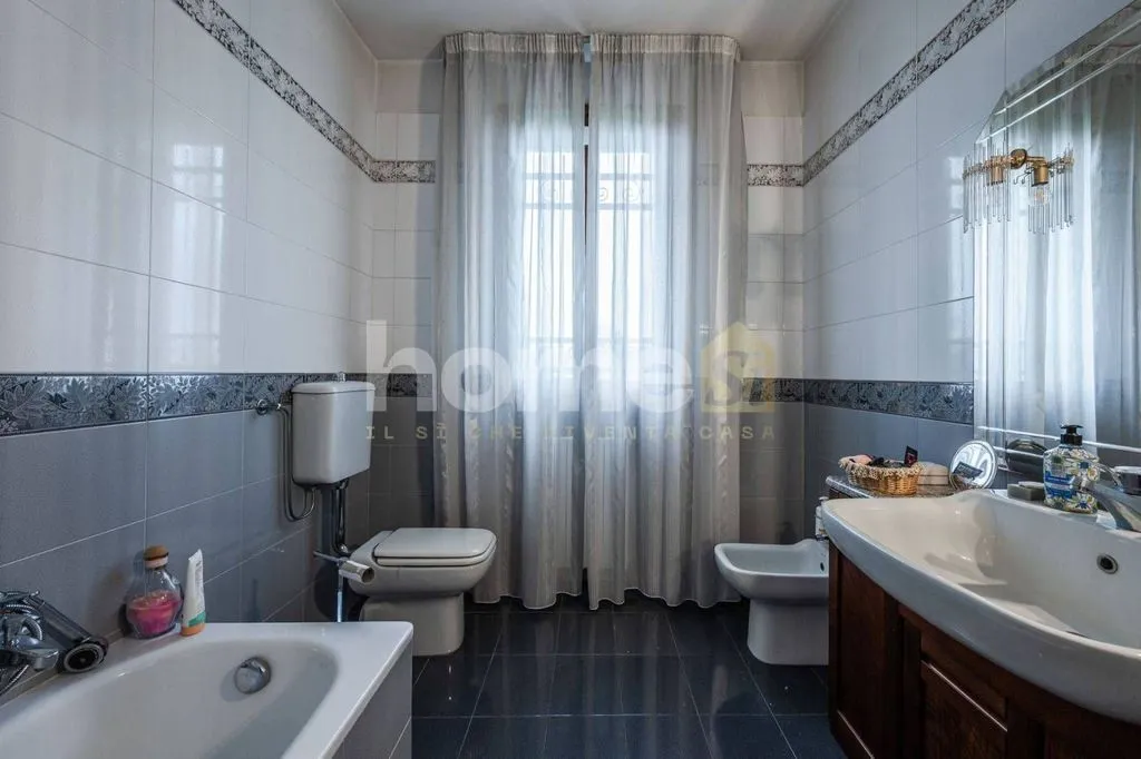 Vannitoad - Luxury Villa with Garden in Modena