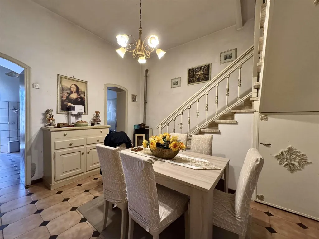 Dining Room - Terraced Villa with Lake View in Viareggio