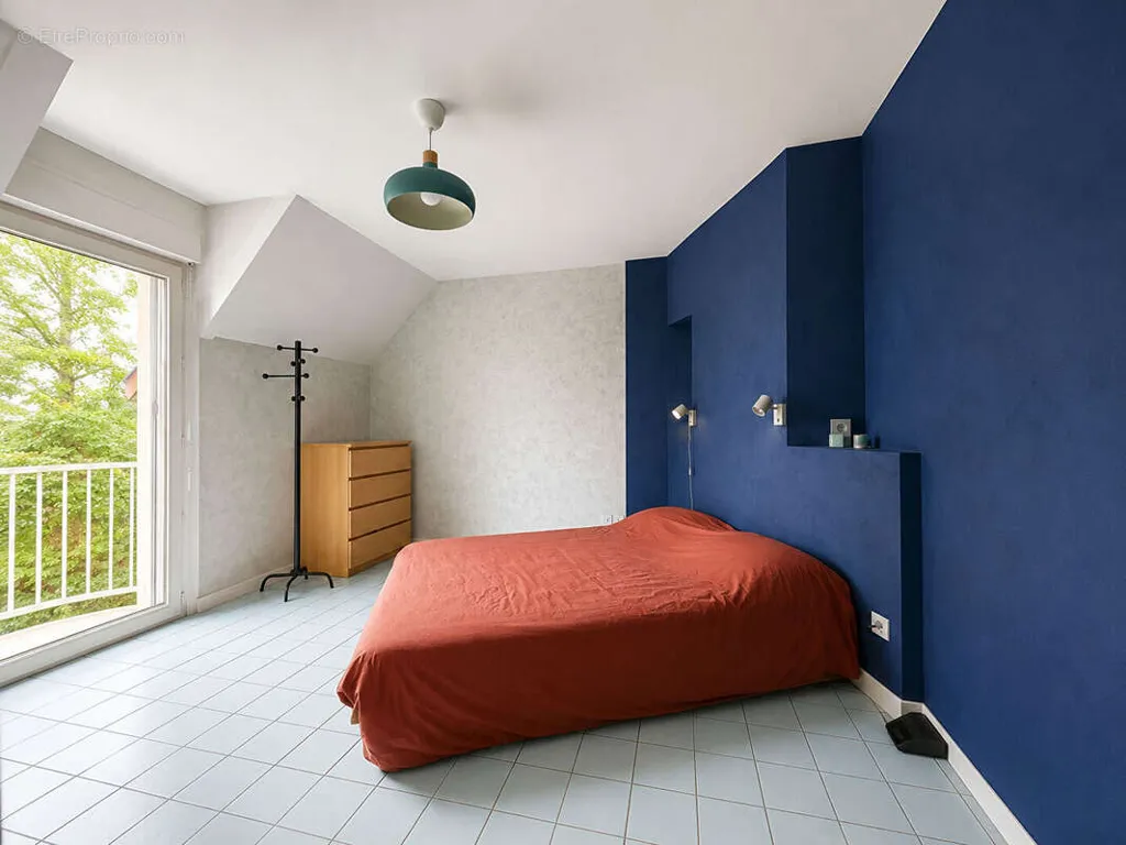 Chambres - Maison 6 pièces à Orgeval