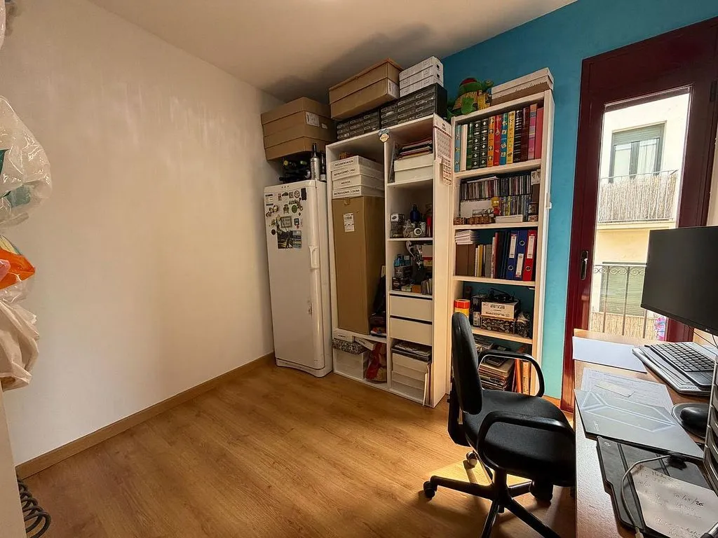 Studio - Bright Apartment with Air Conditioning in Sant Pere