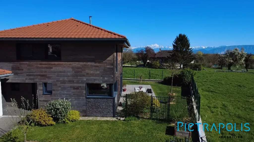 Extérieur - Villa avec Jardin et Terrasse à Échenevex