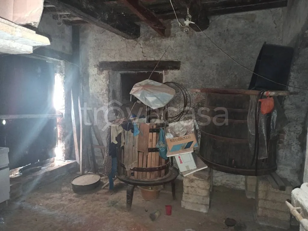 Lavanderia - Rustic Casale with Panoramic Views near Castiglione del Lago