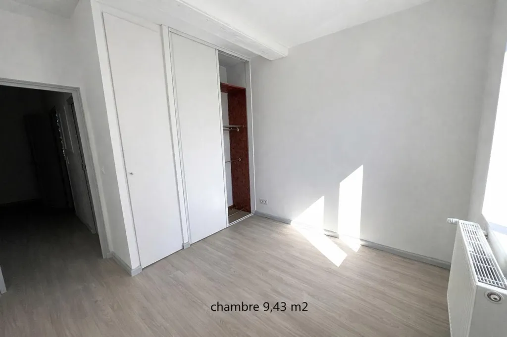 Toad - Renovated Duplex with Terrace in Beaugard