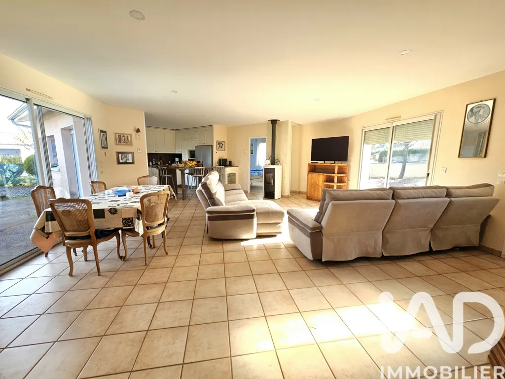 Soggiorno - 4-Bedroom House with Pool in Cazaux