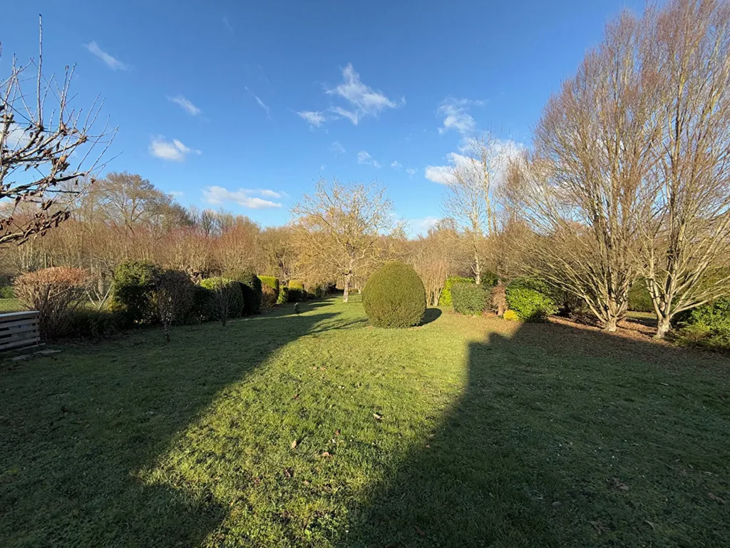 Jardin - Maison Ancienne Rénovée avec Piscine à Bourges