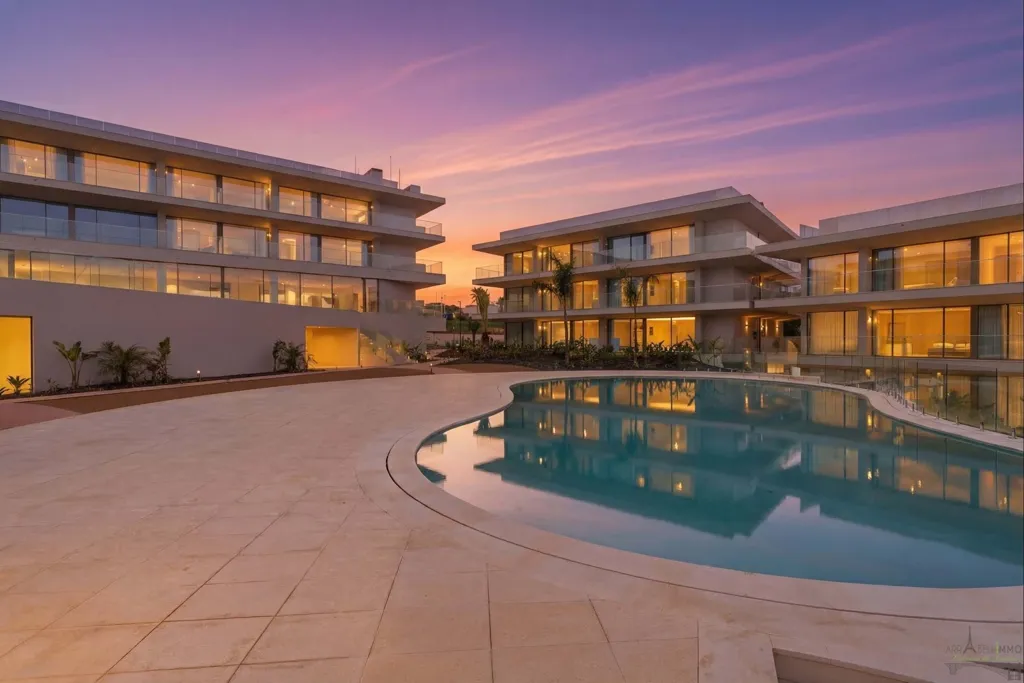 Bassein - Luxury Flat with Sea Views in Carvoeiro