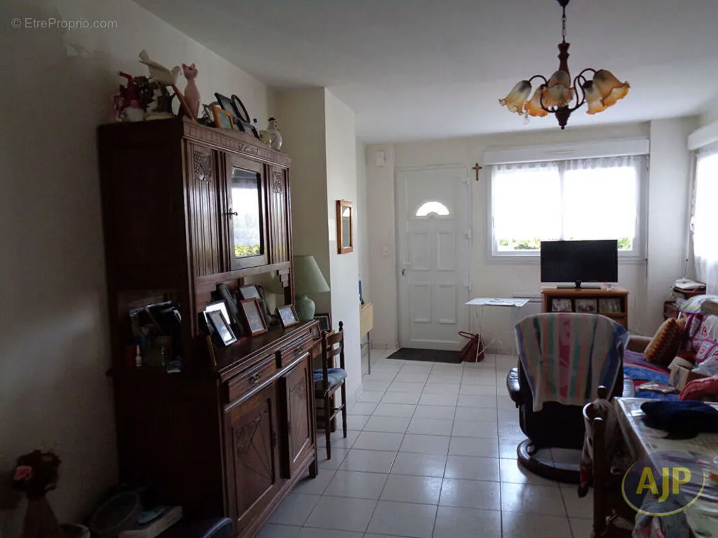 Appartement 9 pièces à Plumelec