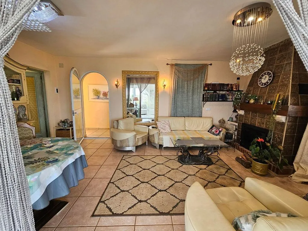 Séjour - Traditional Villa with Pool in Adsubia