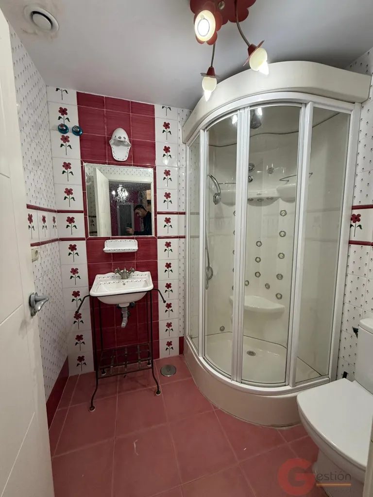 Bathrooms - Luxury Villa with Sea View in Salobreña