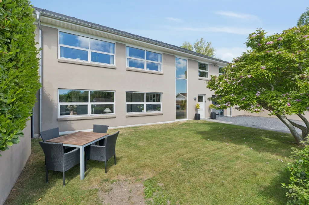 Aed - Renovated Villa with City View in Vejby