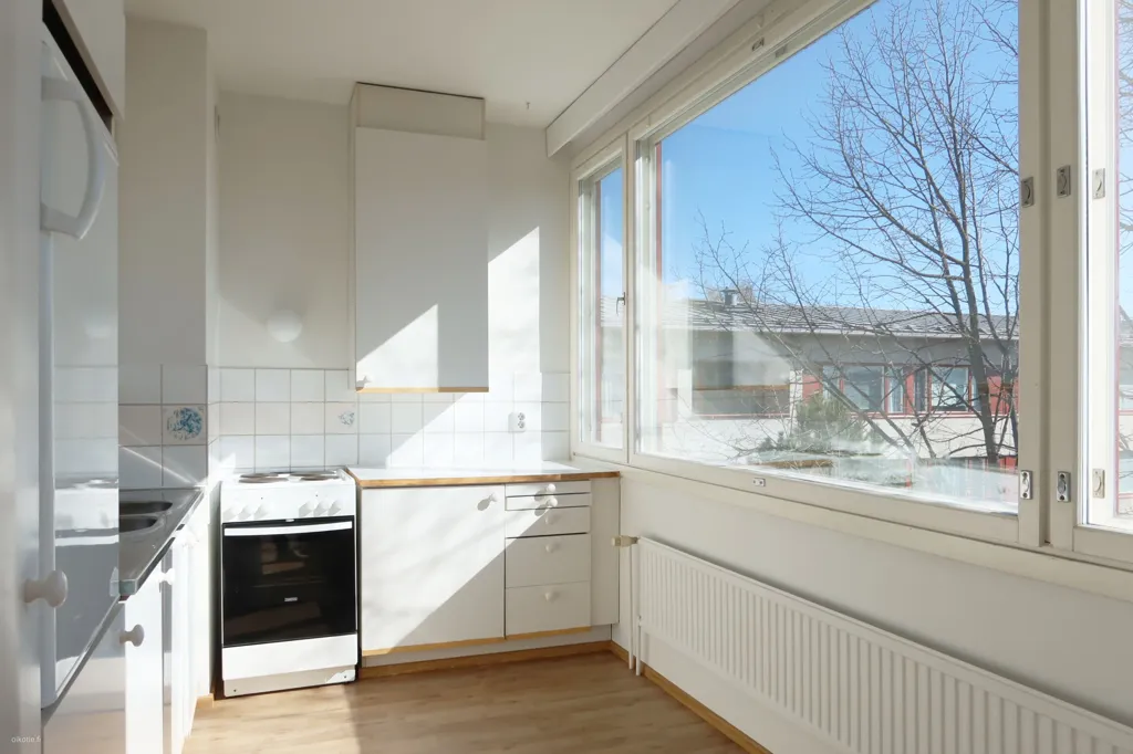 Cuisine - Bright Studio Flat with Kitchen in Turku