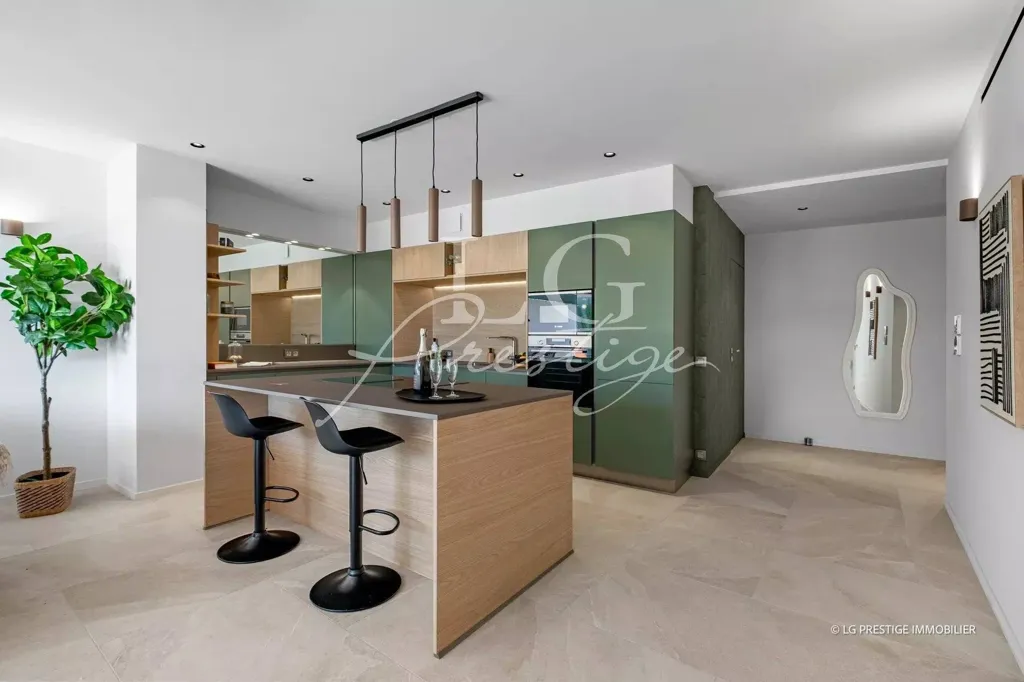 Kitchen - Contemporary Residence with Pool in Esterel