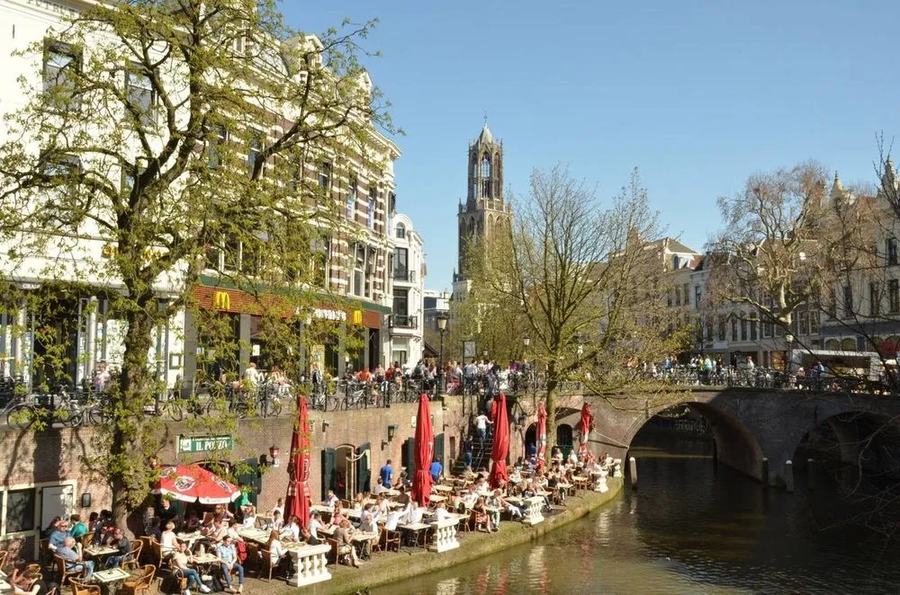 2-toaline korter asukohas Utrecht